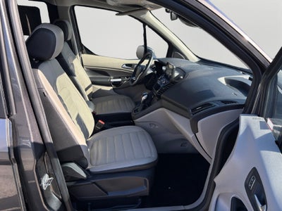 2022 Ford Transit Connect Titanium