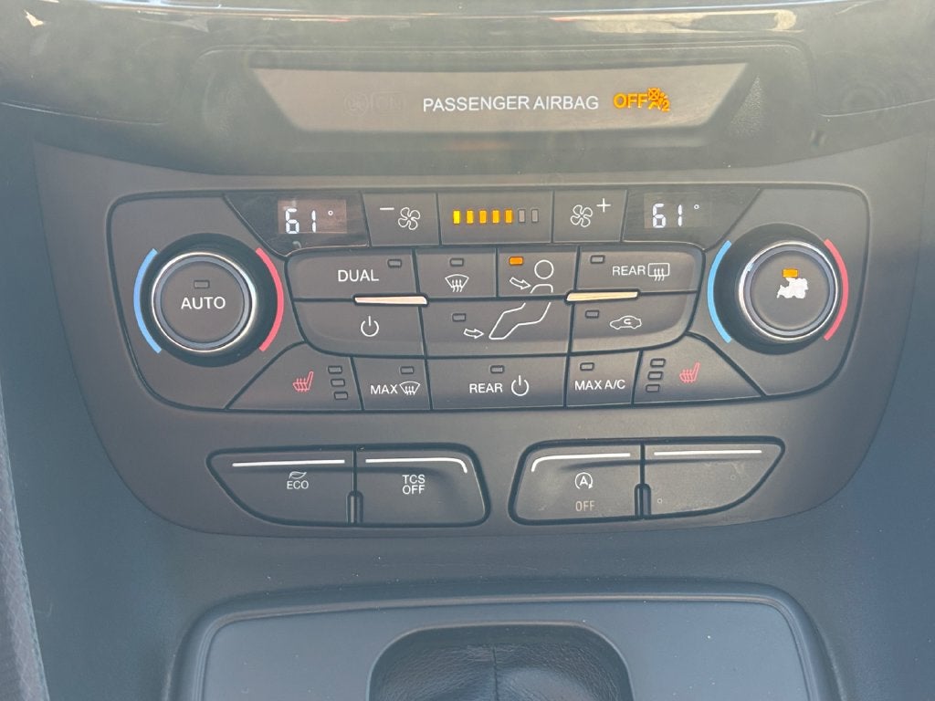 2022 Ford Transit Connect Titanium