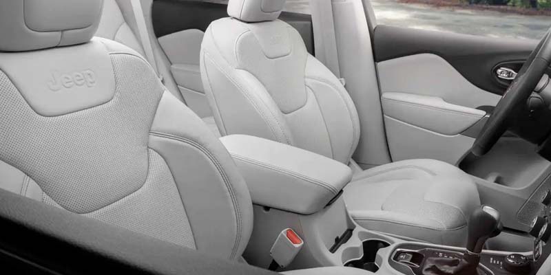 2022 Jeep Cherokee in Jacksonville, FL